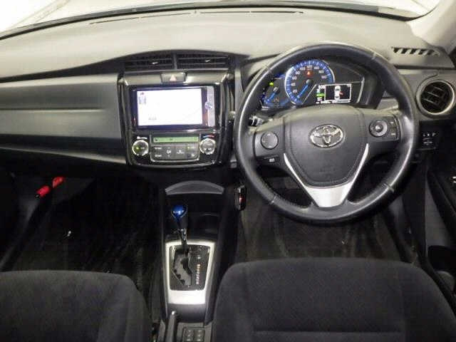 TOYOTA COROLLA AXIO 2013