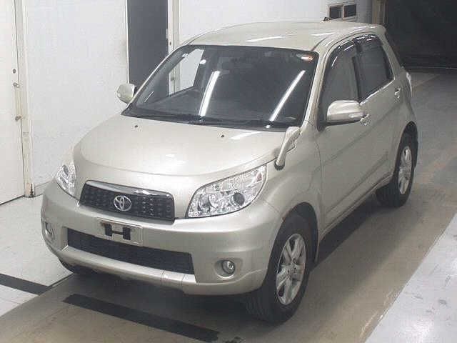 TOYOTA RUSH 2014