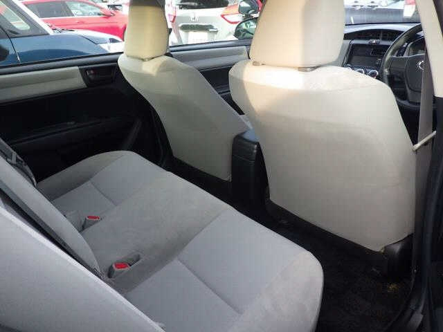 TOYOTA COROLLA AXIO 2013