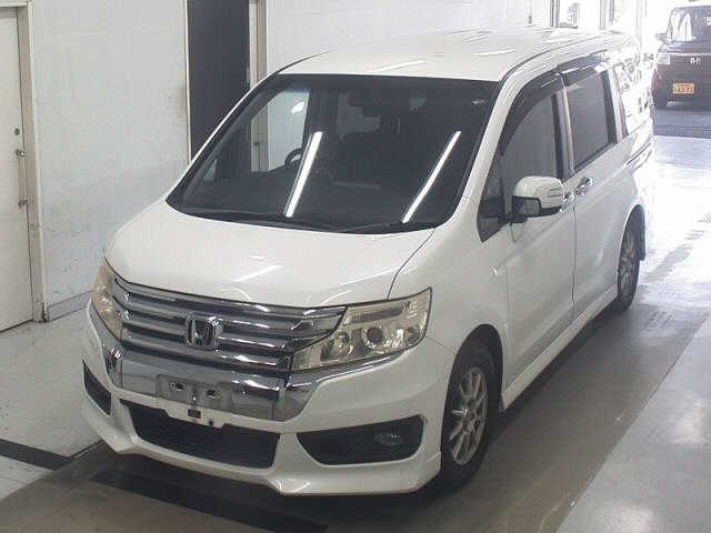 HONDA STEP WAGON 2012