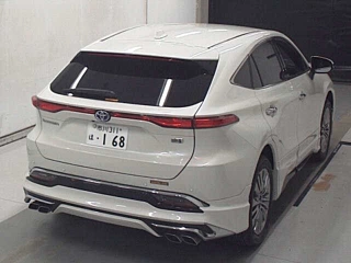 TOYOTA HARRIER 2022