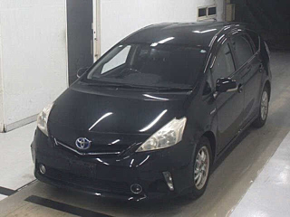 TOYOTA PRIUS ALPHA 2012