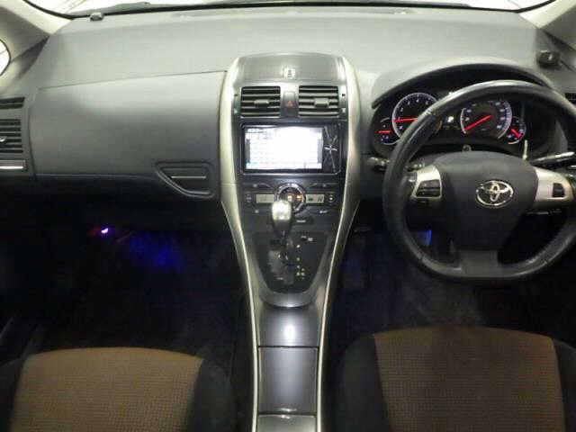 TOYOTA BLADE 2010