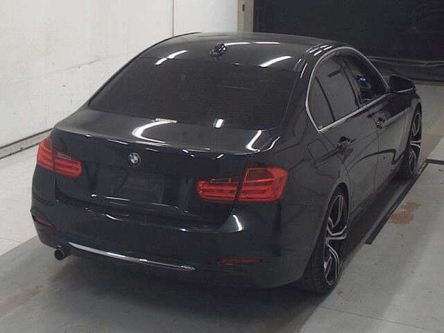 BMW 3 SERIES 2013