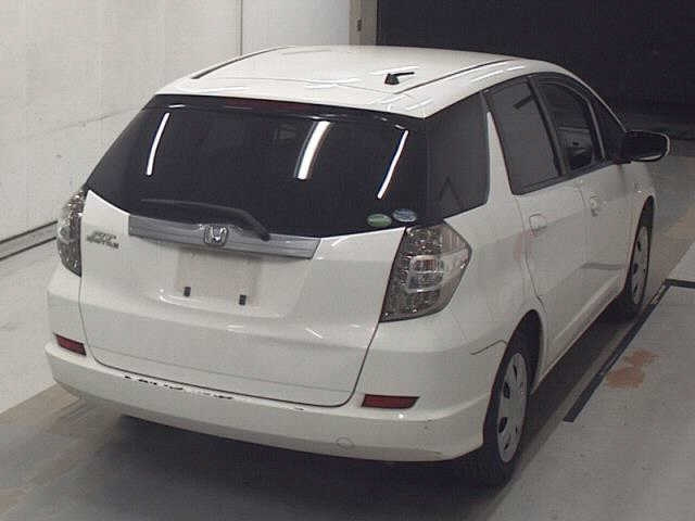 HONDA FIT SHUTTLE 2014