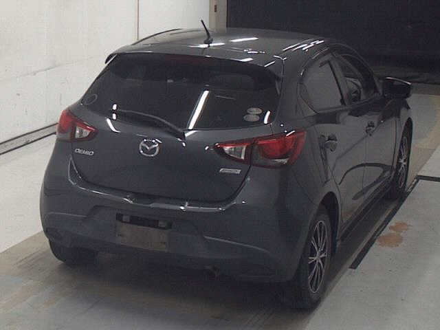 MAZDA DEMIO 2015