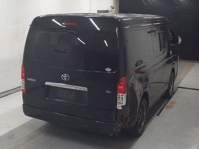 TOYOTA HIACE 2016