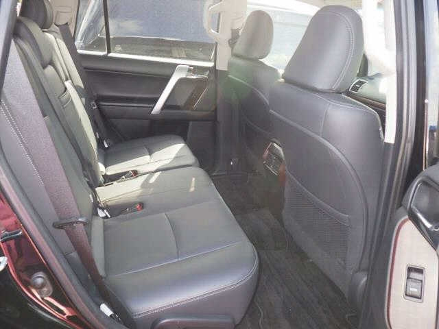 TOYOTA LAND CRUISER PRADO 2017