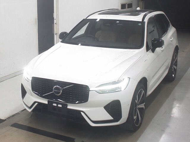 VOLVO XC60 2022