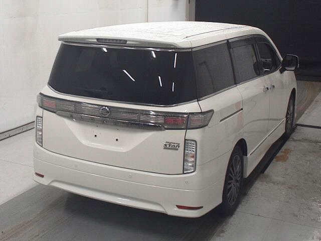 NISSAN ELGRAND 2019