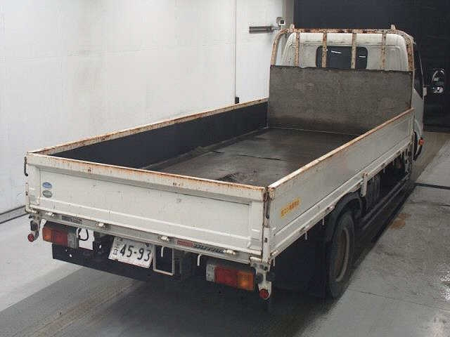 HINO DUTRO 2018