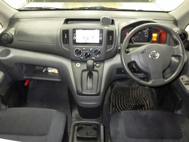 NISSAN NV200 2016
