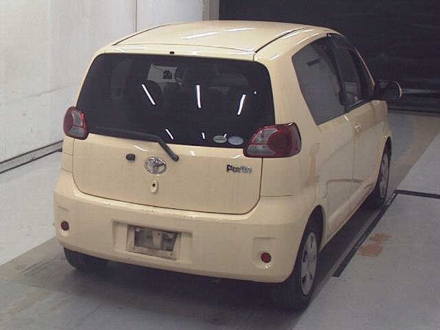 TOYOTA PORTE 2008