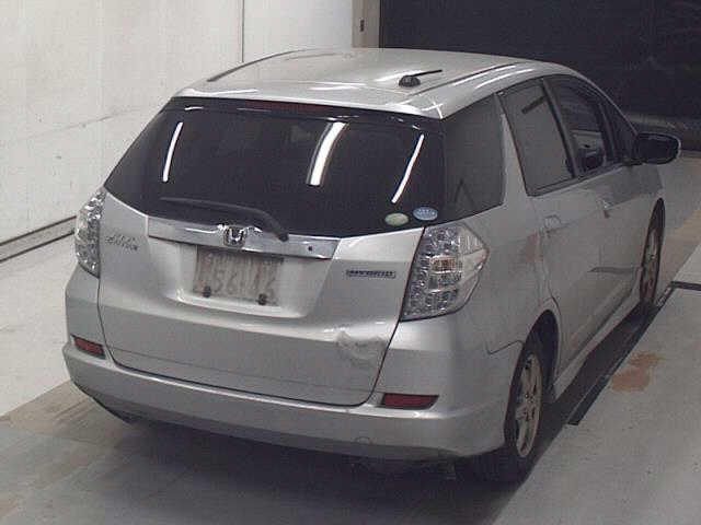 HONDA FIT SHUTTLE 2011