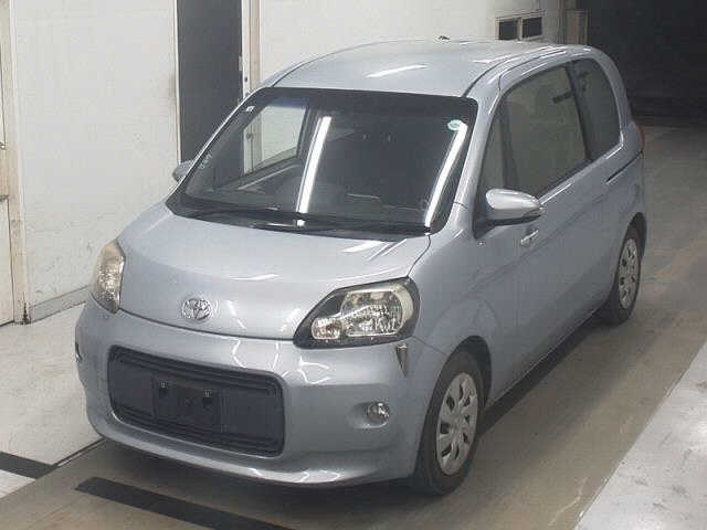 TOYOTA PORTE 2012