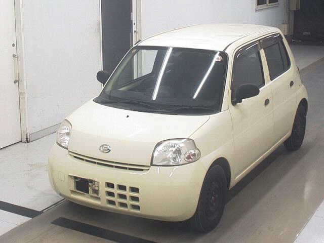 DAIHATSU ESSE 2010