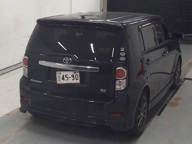 TOYOTA COROLLA RUMION 2010