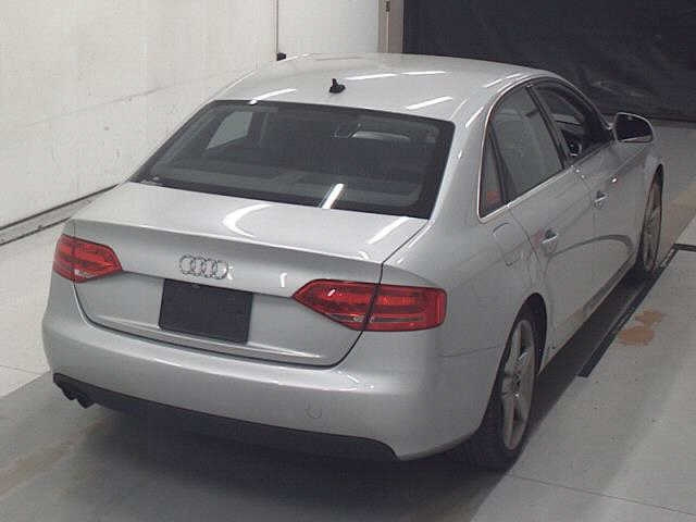 AUDI A4 2008