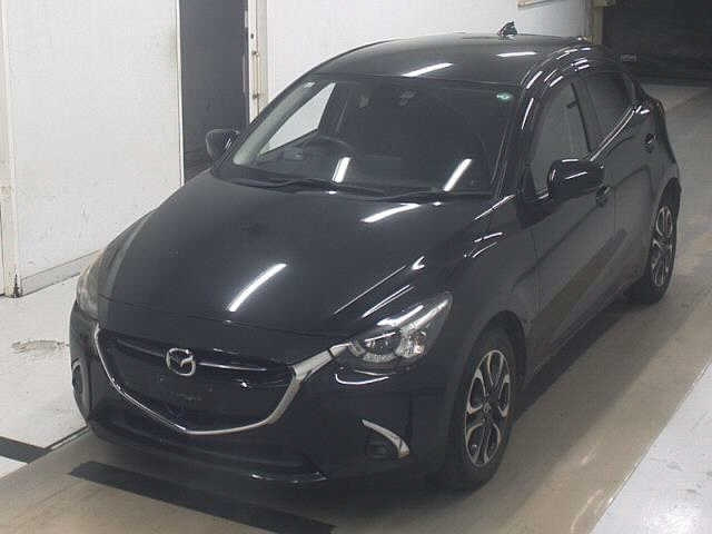 MAZDA DEMIO 2017
