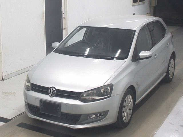 VOLKSWAGEN POLO 2010