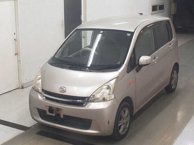 DAIHATSU MOVE 2011