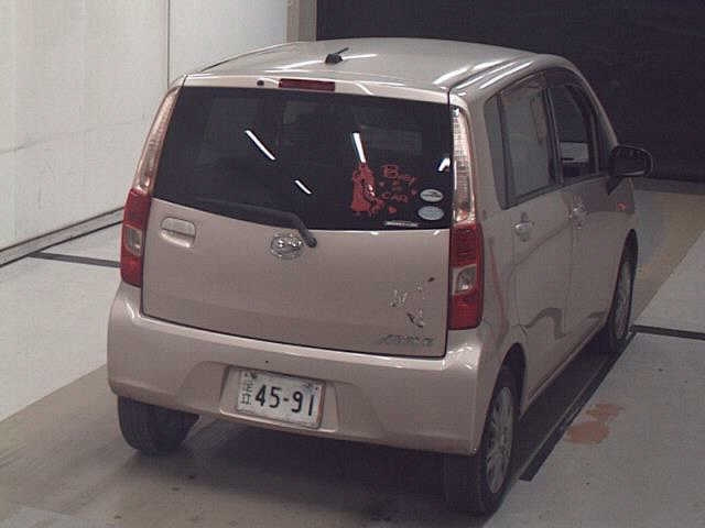 DAIHATSU MOVE 2011