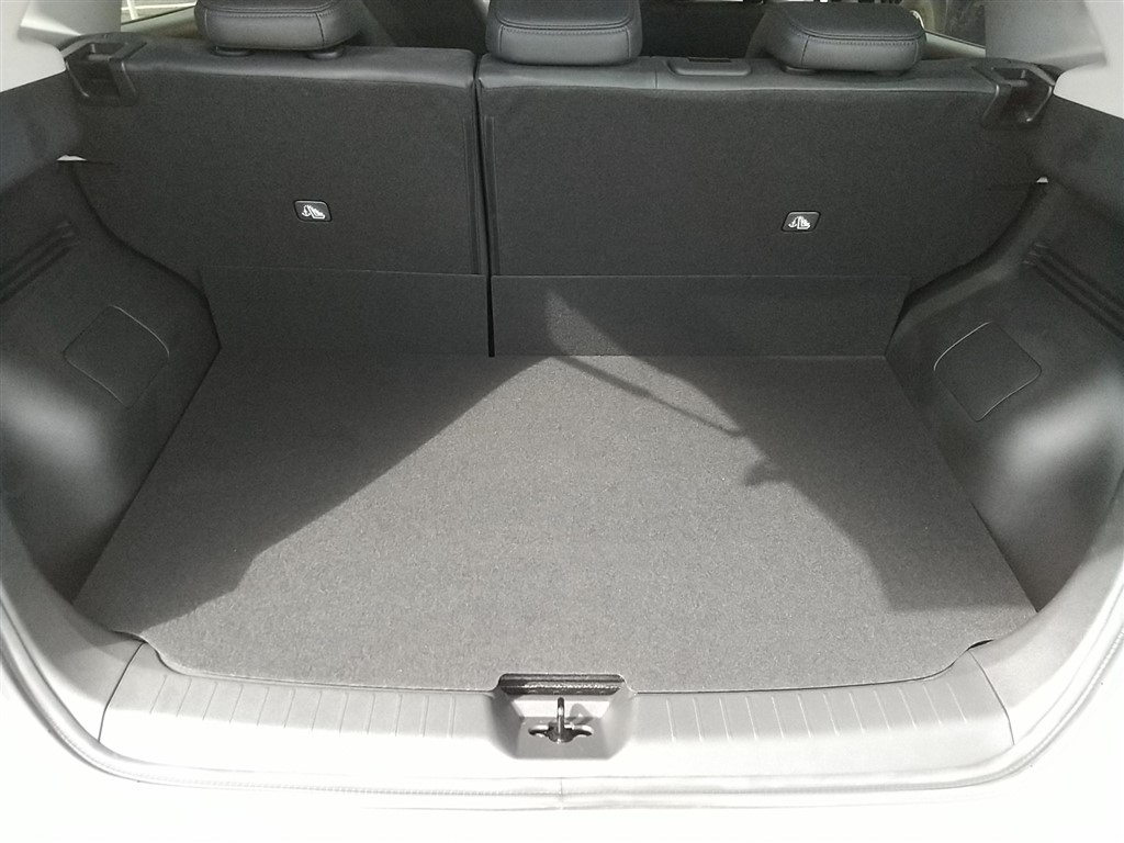 NISSAN AURA 2022