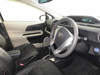 TOYOTA AQUA 2012