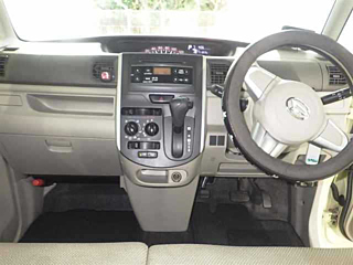 DAIHATSU TANTO 2014