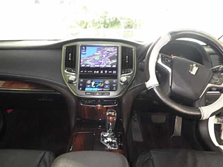 TOYOTA CROWN 2013