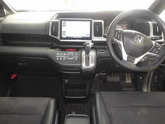 HONDA STEP WAGON 2014