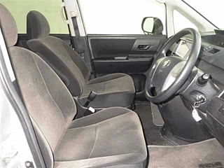 TOYOTA NOAH 2012