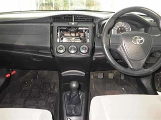 TOYOTA COROLLA AXIO 2015