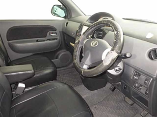 TOYOTA SIENTA 2013