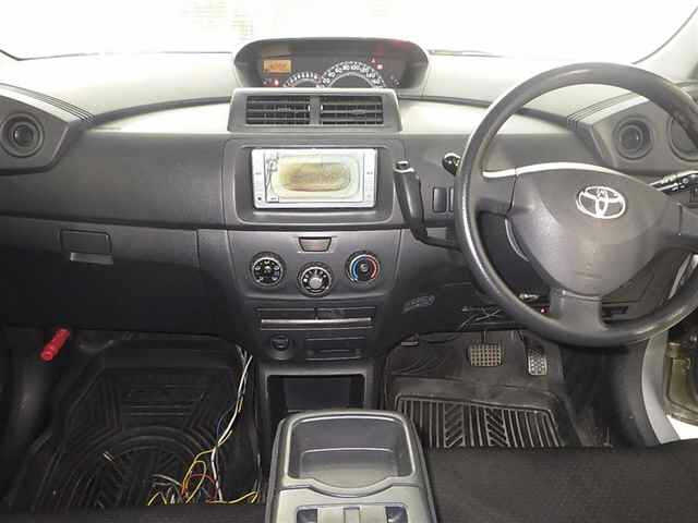 TOYOTA BB 2008