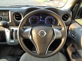 NISSAN CARAVAN 2020