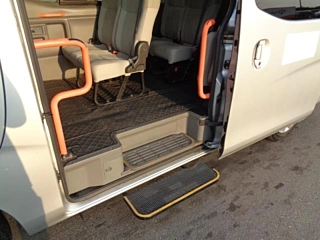 NISSAN CARAVAN 2020