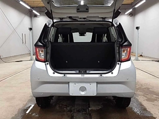 DAIHATSU MIRA E S 2023