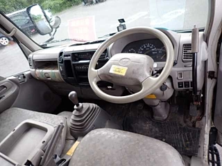 TOYOTA DYNA 2010