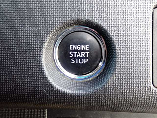 TOYOTA SPADE 2012