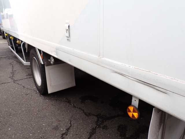 MITSUBISHI CANTER 2013