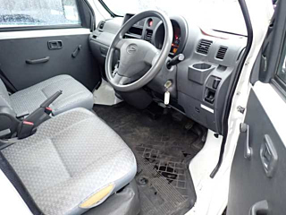 DAIHATSU HIJET VAN 2017