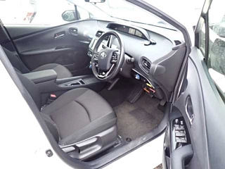 TOYOTA PRIUS 2019