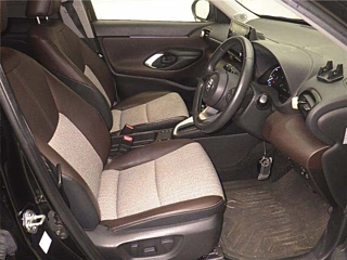 TOYOTA YARIS CROSS 2021