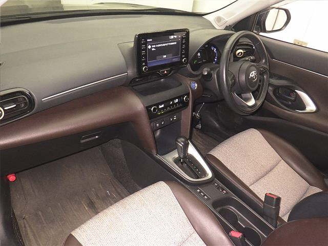 TOYOTA YARIS CROSS 2021