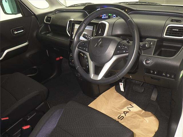 MITSUBISHI DELICA D2 2019