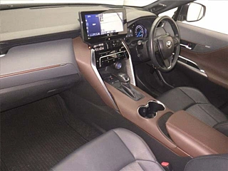 TOYOTA HARRIER 2021