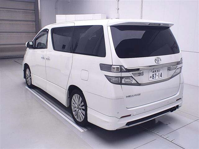 TOYOTA VELLFIRE 2012