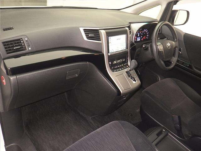 TOYOTA VELLFIRE 2012