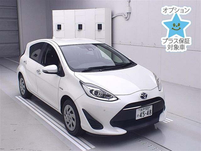 TOYOTA AQUA 2019